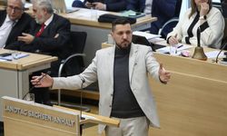 Almanya'da bir ilk: Aşırı sağcı AfD’li Rausch Eyalet Meclisi Başkanı seçildi