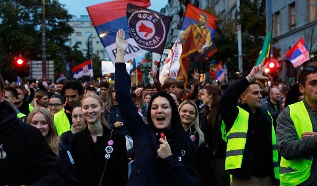 Brezilya ve Sırbistan’da seçim sonuçları: Otoriter liderlere sandık darbesi