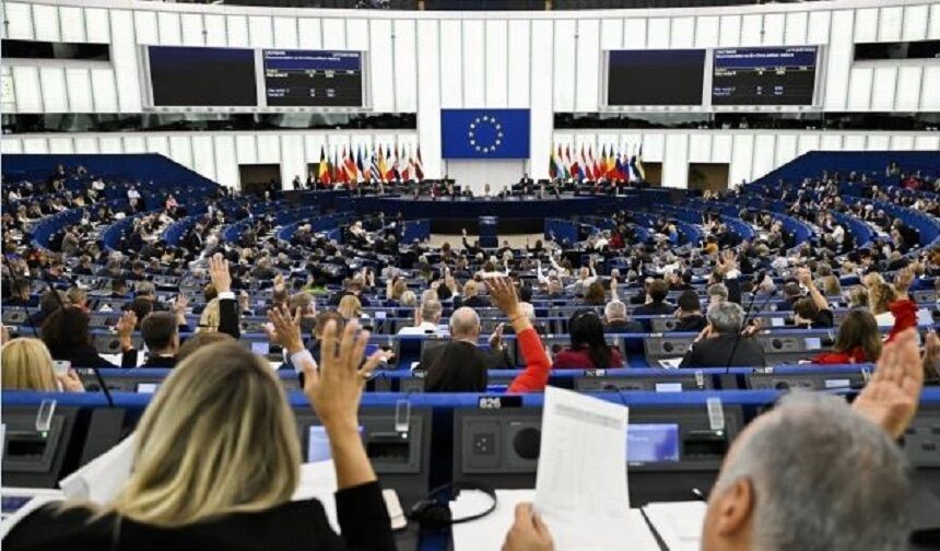 Avrupa Parlamentosu’ndan Müslüman Kardeşler için terör listesi çağrısı